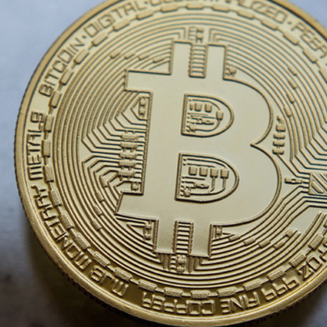 Οι τρεις Έλληνες που έγιναν «γκουρού» του bitcoin