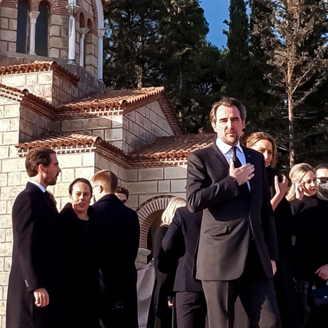 Τέως βασιλιάς Κωνσταντίνος: Όλα όσα έγιναν στην κηδεία όπως τα μετέδωσε λεπτό προς λεπτό το protothema.gr