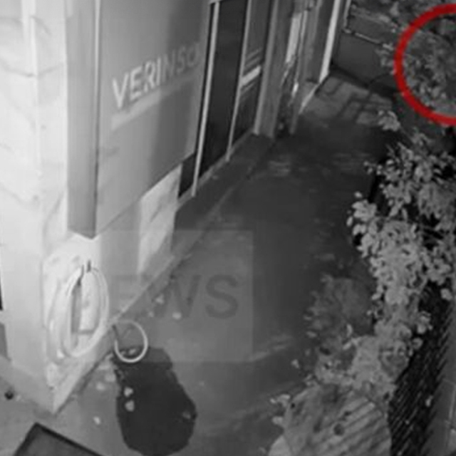 Έγκλημα στη Θεσσαλονίκη: Μεταφέρουν σε μπαούλο το άψυχο σώμα της 41χρονης - Δείτε βίντεο ντοκουμέντο