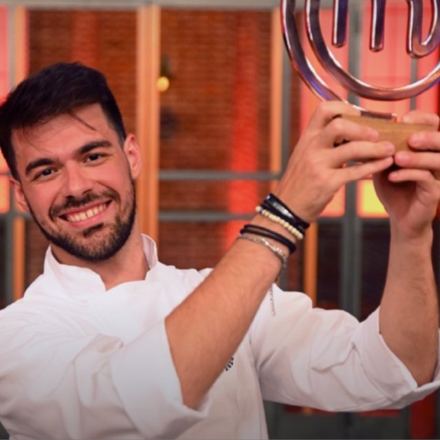 MasterChef 2024: Ο Λευτέρης Ζαφειρόπουλος είναι ο μεγάλος νικητής του επάθλου των 100.000 ευρώ 