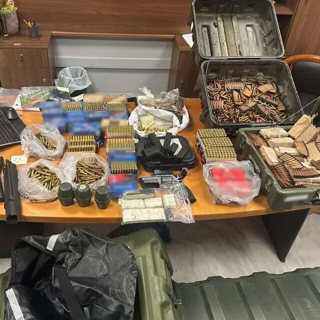 Κρήτη: Βρέθηκε δεύτερη αποθήκη με εκρηκτικά, χειροβομβίδες και χιλιάδες φυσίγγια