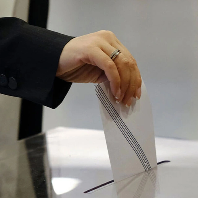 GPO μετά τις παλλαϊκές συγκεντρώσεις: Πτώση για όλα τα κόμματα, κέρδη μόνον για Κωνσταντοπούλου και Βελόπουλο