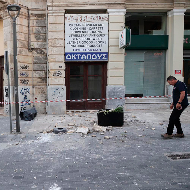 Σεισμός 6,1 Ρίχτερ ανοιχτά της Κρήτης: Οι πρώτες εικόνες - Δείτε βίντεο από τη στιγμή της δόνησης