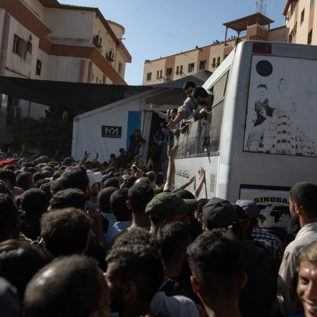 Η επιστροφή των σορών Ισραηλινών ομήρων από τη Γάζα μπορεί να χρειαστεί καιρό, σύμφωνα με τον Ερυθρό Σταυρό