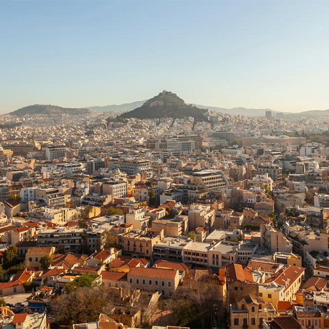 Έτοιμα για μαζική επιστροφή στην αγορά χιλιάδες ακίνητα που αγόρασαν Κινέζοι, Ισραηλινοί και Τούρκοι με Golden Visa