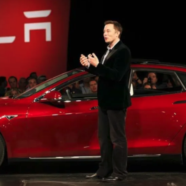 Γιατί η επιτυχία της Τesla δεν οφείλεται στον Musk;