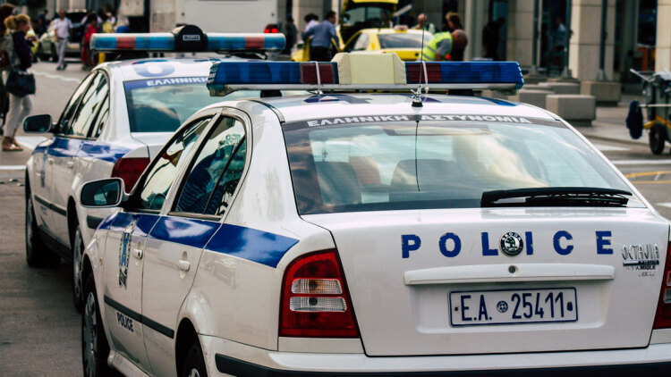 Συνελήφθησαν δύο νεαροί για ναρκωτικά στο Ρέθυμνο, κατασχέθηκαν κοκαΐνη, μετρητά και ΙΧ