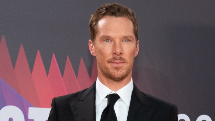 Ο Μπένεντικτ Κάμπερμπατς πρωταγωνιστεί στο θρίλερ Last Flight