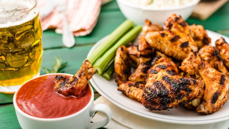 Μπίρα στο ποτήρι, μπίρα και στο πιάτο σε 15 υπέροχες συνταγές
