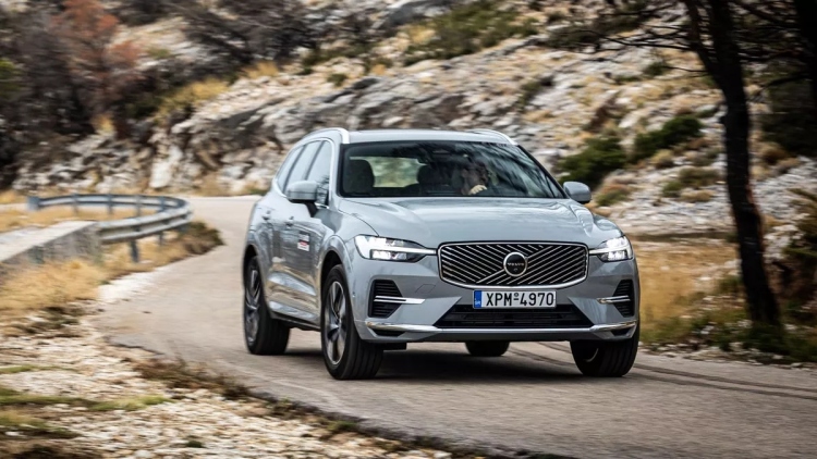 Δοκιμάζουμε το αναβαθμισμένο Volvo XC60 T8
