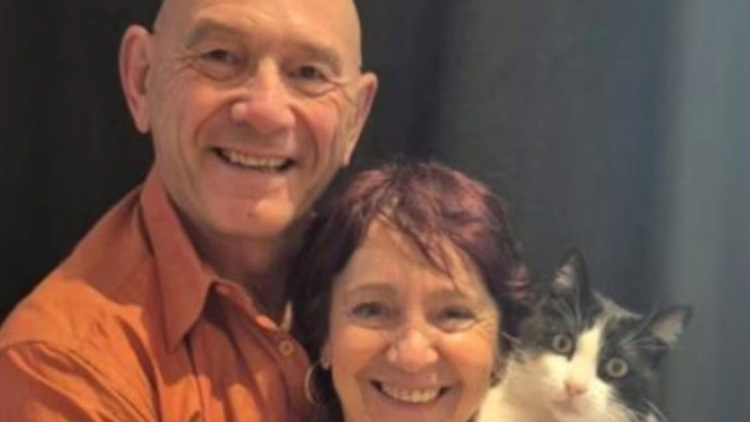 Η απίστευτη επιστροφή της Φιλού: Η γάτα που διένυσε 250 χλμ. από την Καταλονία στη Γαλλία για να βρει το σπίτι της