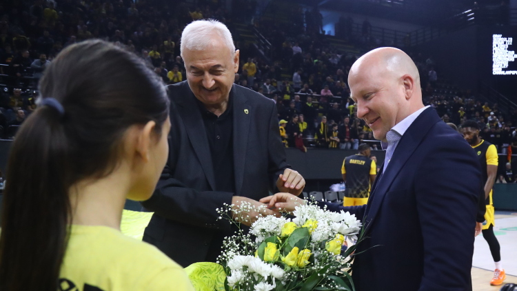 ΑΕΚ: Στα Λιόσια για το ματς με την Άλμπα Βερολίνου ο Μάρκο Νίκολιτς μαζί με ποδοσφαιριστές της ομάδας, δείτε φωτογραφίες