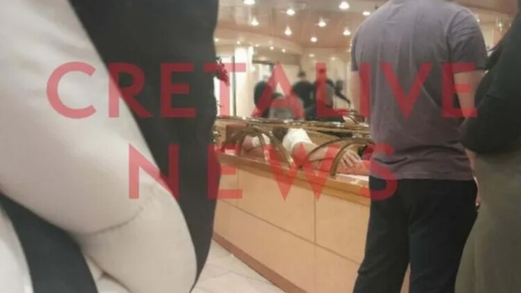 «Θα δεις τώρα τι θα κάνω»: Τα λόγια του 45χρονου άνδρα που εισέβαλε γυμνός σε καμπίνα μαθητριών σε πλοίο για την Κρήτη, βίντεο