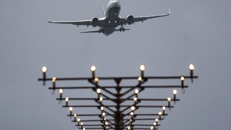 Άνοιξε μέρος του ιρανικού εναέριου χώρου για πρώτη φορά μετά την έναρξη του πολέμου
