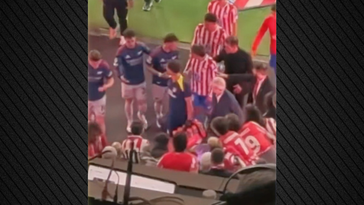 Champions League: Ο Γουάιτ πάτησε το σήμα της Ατλέτικο και ο Σιμεόνε τον έσπρωξε, δείτε βίντεο