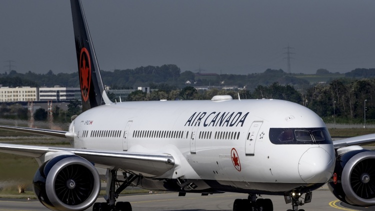 Πιλότος της Air Canada κατηγορείται ότι πετούσε επί 17 χρόνια με πλαστή άδεια