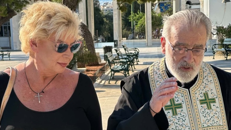 Δήμητρα Λιάνη: Η σιγή της μοναχικής αξιοπρέπειας τιμά τον Ανδρέα και αποστρέφεται αυτούς που τον θυμούνται μόνο για να μαζέψουν ψήφους