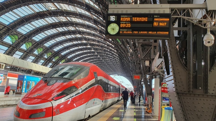 Κυβερνοεπίθεση στην Trenitalia: Χάκερς απέκτησαν πρόσβαση σε δεδομένα επιβατών