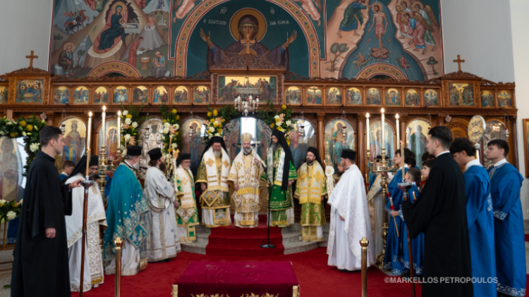 Μεγαλοπρεπείς εορτασμοί για τον Άγιο Σπυρίδωνα σε Κέρκυρα και Σίδνεϊ, δείτε βίντεο και φωτογραφίες