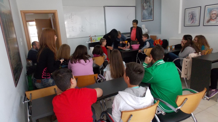 Ξεκινά το ταξίδι στη γνώση για χιλιάδες μαθητές - Τι πρέπει να γνωρίζουν οι γονείς – Τι να κάνετε όταν τα παιδιά αντιδρούν