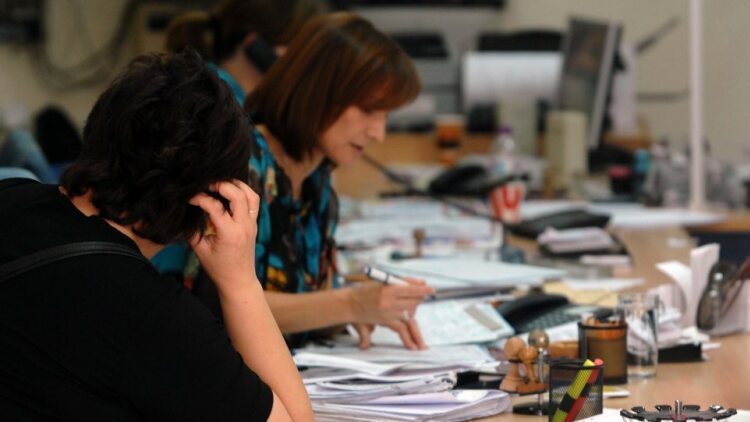 Σχεδόν 80.000 πολίτες επωφελήθηκαν από προγράμματα απασχόλησης στις Περιφερειακές Διευθύνσεις Αττικής και Πειραιώς-Νήσων