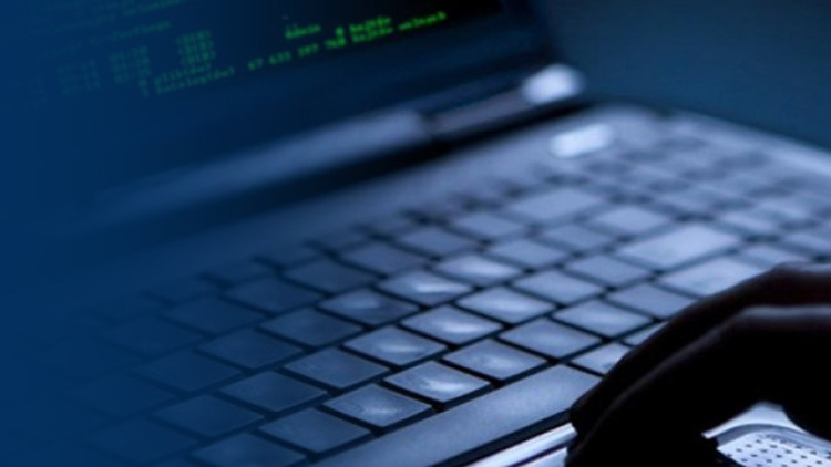 Βομβαρδίστηκε το data center κρατικής τράπεζας στο Ιράν, στόχος να μην πληρωθούν στρατός και Φρουροί της Επανάστασης
