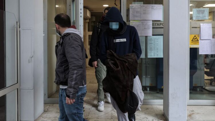 Το φονικό στις Σπέτσες το 2020 που δηλώθηκε ως τροχαίο, σήμερα η απολογία του 27χρονου γιου καθηγητή του ΕΜΠ