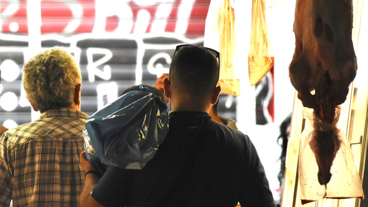 Δώρο Πάσχα 2026: Πότε πληρώνονται οι εργαζόμενοι στον ιδιωτικό τομέα
