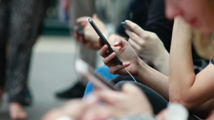 Πώς το TikTok με έκανε να καταλάβω ότι είμαι gay