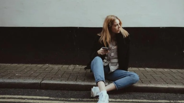 Τρεις άνθρωποι αποκαλύπτουν γιατί κάνουν ghosting