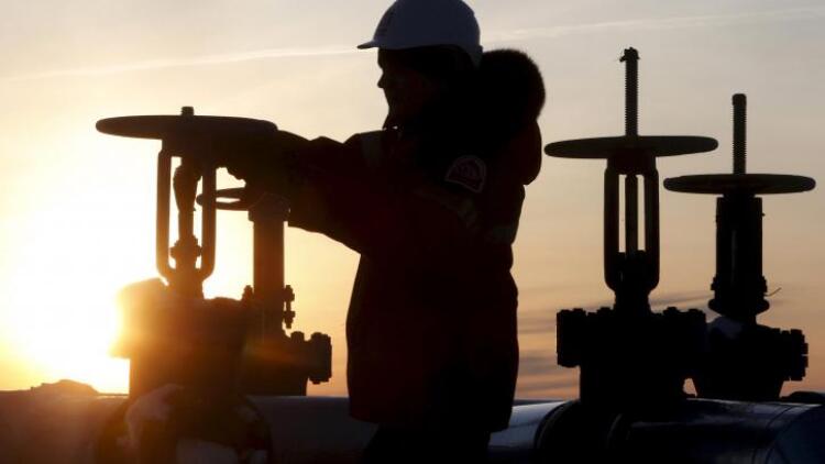 Πετρέλαιο: Εκτίναξη 5% στις τιμές μετά την κόντρα ΗΠΑ–Ιράν για το Ορμούζ, στα $87,72 το Brent
