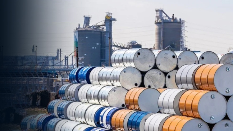 Στο τραπέζι μέτρα στήριξης και fuel pass αν το πετρέλαιο «εγκατασταθεί» στα 100 δολάρια το βαρέλι