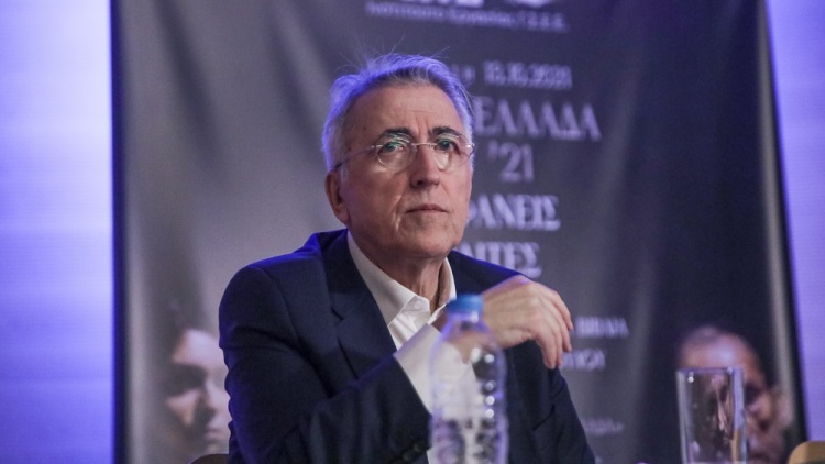 «Αθώος» και «ανήξερος» δηλώνει ο Παναγόπουλος και λέει ότι δεν φεύγει από τη ΓΣΕΕ και πως θα προσφύγει στα δικαστήρια