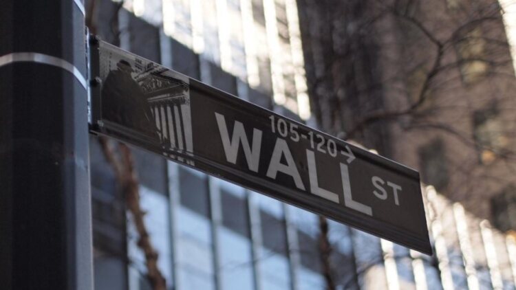 Κόπωση της Wall Street μετά τα ρεκόρ εν μέσω αβεβαιότητας για το Ιράν, το πετρέλαιο και τη Fed