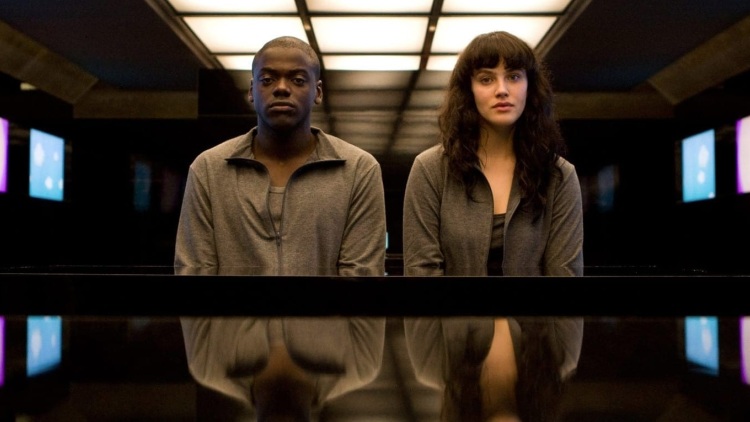 Black Mirror: Ο δημιουργός της σειράς επιβεβαίωσε ότι ήδη εργάζεται πάνω στα νέα επεισόδια