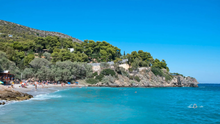 Παραλίες που θυμίζουν νησί στα Μεσόγεια της Αττικής