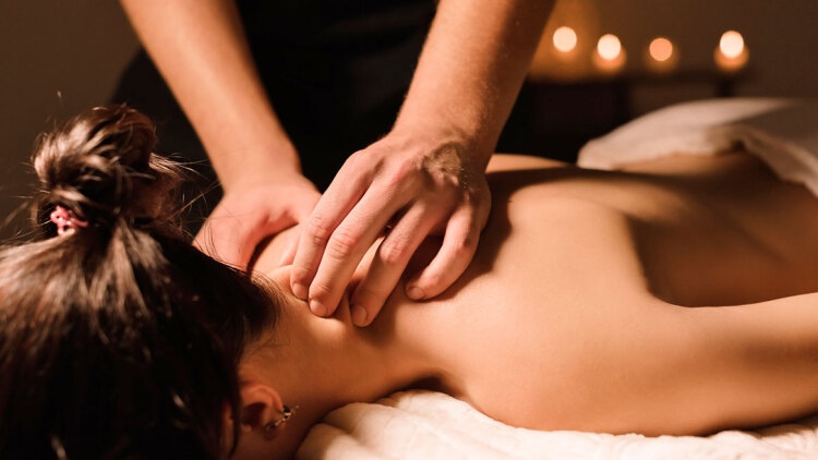 Απάτη εκατομμυρίων με άρωμα σελέμπριτι σε βάρος του ΕΦΚΑ: Τα μασατζίδικα, οι ομάδες κάλυψης και οι «μπροστάρηδες», πώς δρούσε το κύκλωμα