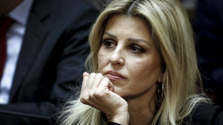 Πέθανε ο πατέρας της Έλενας Ράπτη

