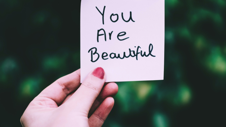 Body positivity: Τελικά, πόσο αγαπάμε τους εαυτούς μας;