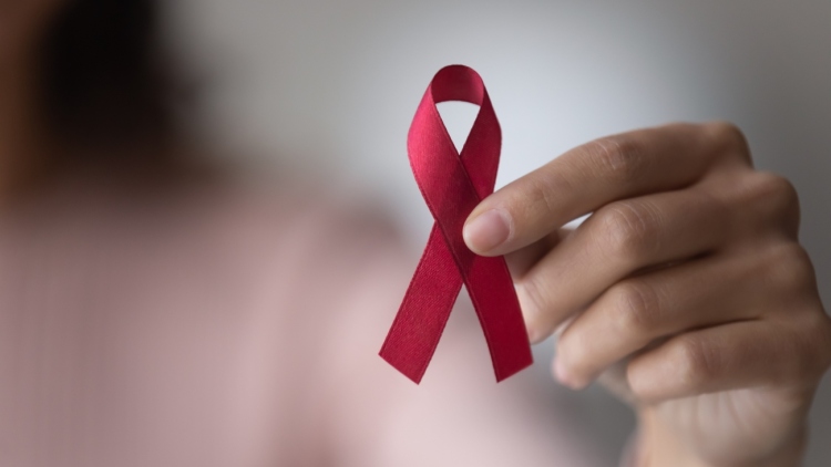 Δωρεάν τεστ για HIV, ηπατίτιδες και σύφιλη ανώνυμα από τον ΕΟΔΥ