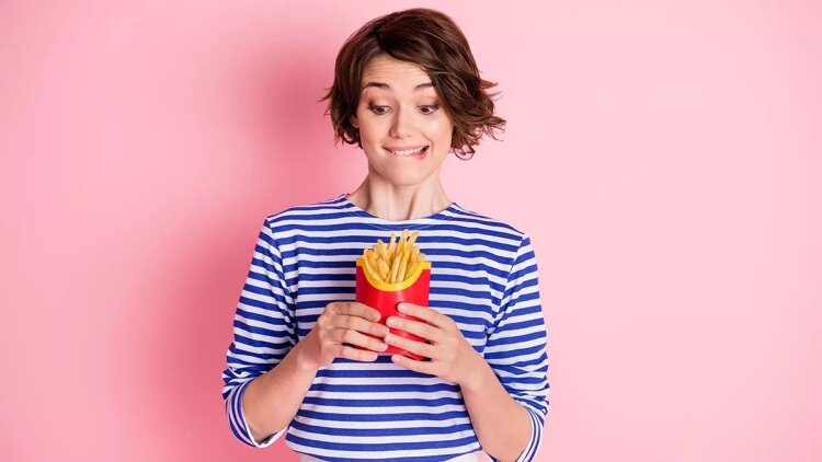 Το ξένο είναι πιο γλυκό! Νέα μελέτη δείχνει ότι οι «κλεμμένες» τηγανιτές πατάτες είναι νοστιμότερες