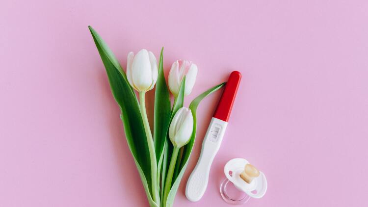 Προσπαθείτε να γίνετε μητέρα μέσω εξωσωματικής διαδικασίας; Τρεις λόγοι για να μην τα παρατήσετε