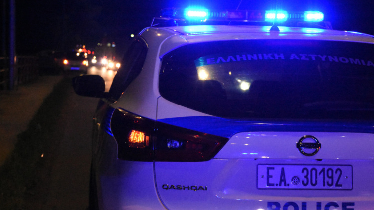 «Σύρραξη» μεταξύ οικογένειας Βρετανών σε ξενοδοχείο στα Χανιά: 31χρονος χτύπησε την σύντροφό του που τσακώθηκε με την μητέρα του