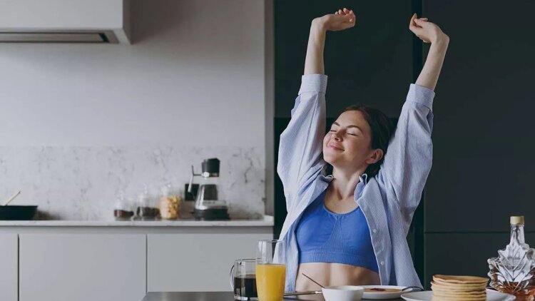 Οστεοπόρωση: Πέντε πράγματα που μπορούμε να κάνουμε κάθε πρωί για γερά οστά