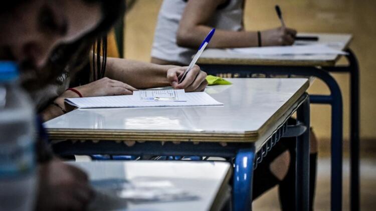 Πανελλαδικές εξετάσεις 2026: Πότε ξεκινούν, όλα όσα πρέπει να γνωρίζουν οι υποψήφιοι
