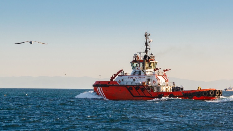Επίθεση σε τουρκικό αλιευτικό κοντά στην Κριμαία, ένας νεκρός και τέσσερις τραυματίες, βίντεο