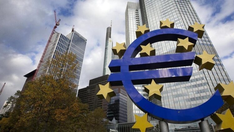 ΕΚΤ: Η ειρήνη στη Μέση Ανατολή δεν αρκεί για να εξαλείψει το ενεργειακό σοκ άμεσα