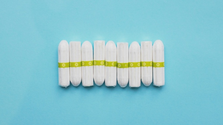 Γιατί κάποιες μέρες του κύκλου το μυαλό μας λειτουργεί στο φουλ και άλλες νιώθουμε θολωμένες;