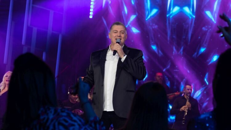 Νίκος Μακρόπουλος: Ακυρώνονται οι εμφανίσεις του λόγω προβλήματος υγείας