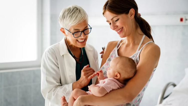 Μηνιγγίτιδα: Μαθαίνουμε τα πάντα για το επικίνδυνο νόσημα που προλαμβάνεται με τον εμβολιασμό